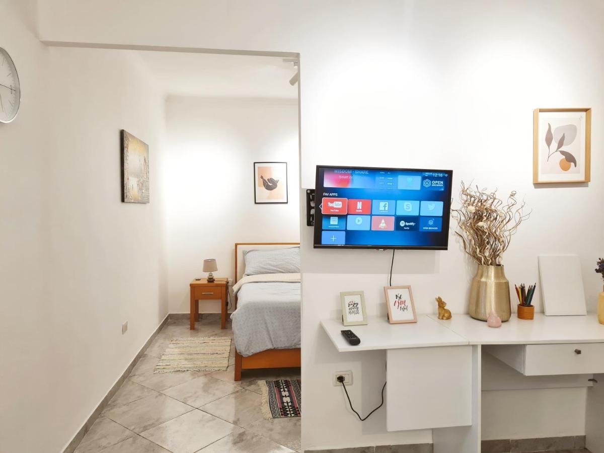 Apartment Your Far Away From Home!